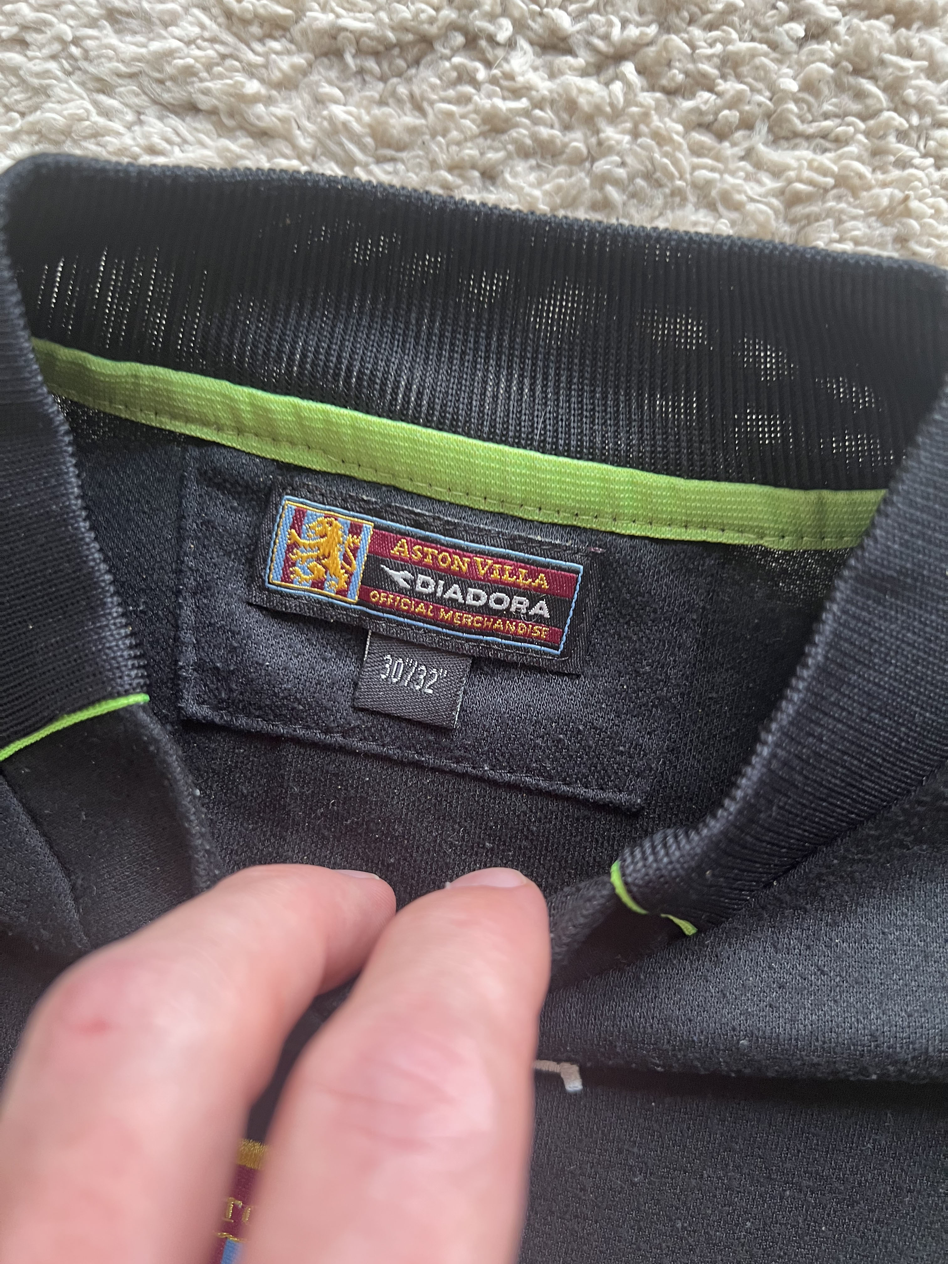 Authenticity evidence image of Aston Villa 2000/01 Diadora GK 1 Goalkeeper Shirt (NTL) - Youth