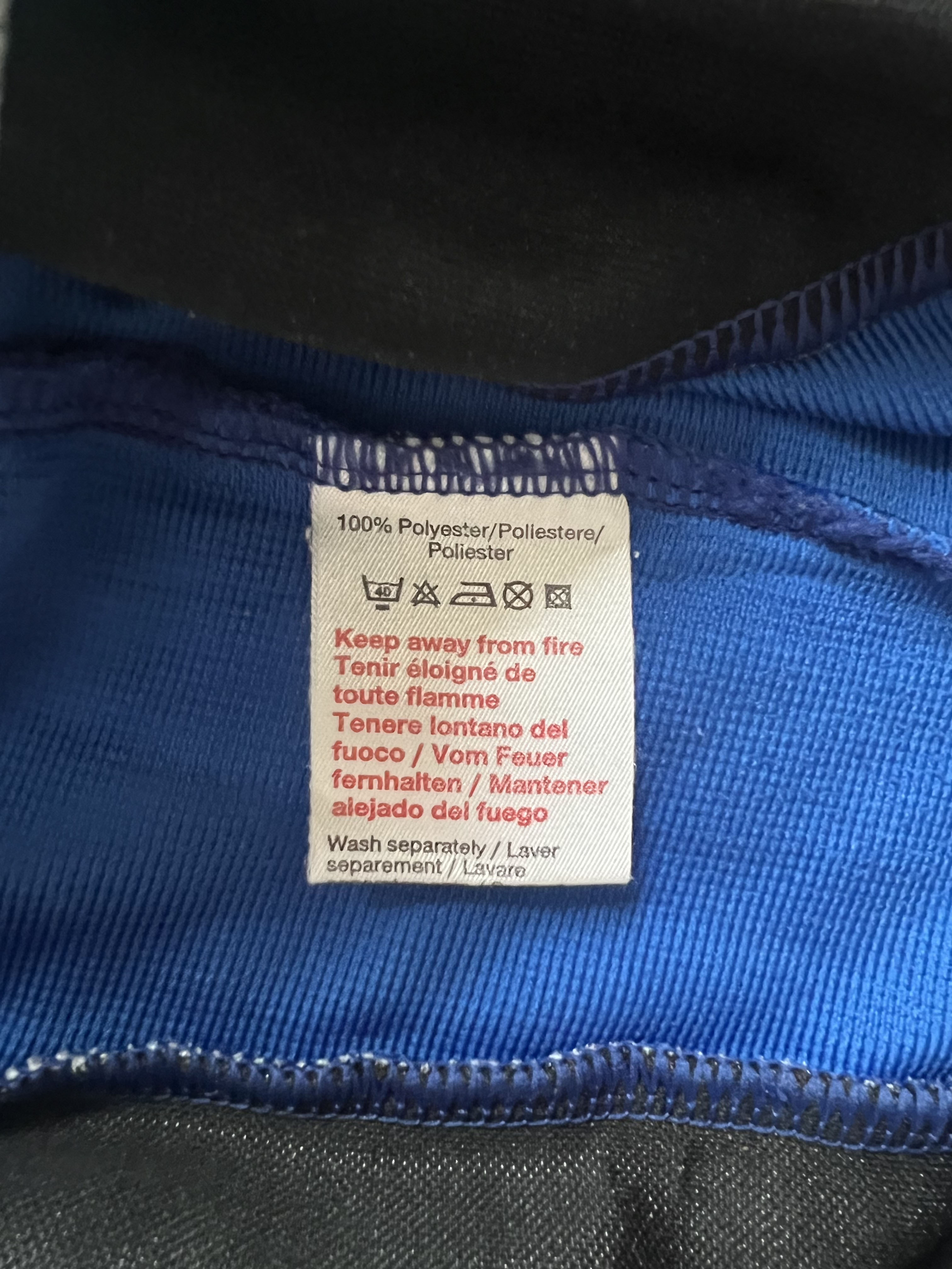 Authenticity evidence image of Aston Villa 2000/01 Diadora GK 2 Goalkeeper Shirt (NTL) - Men's XS