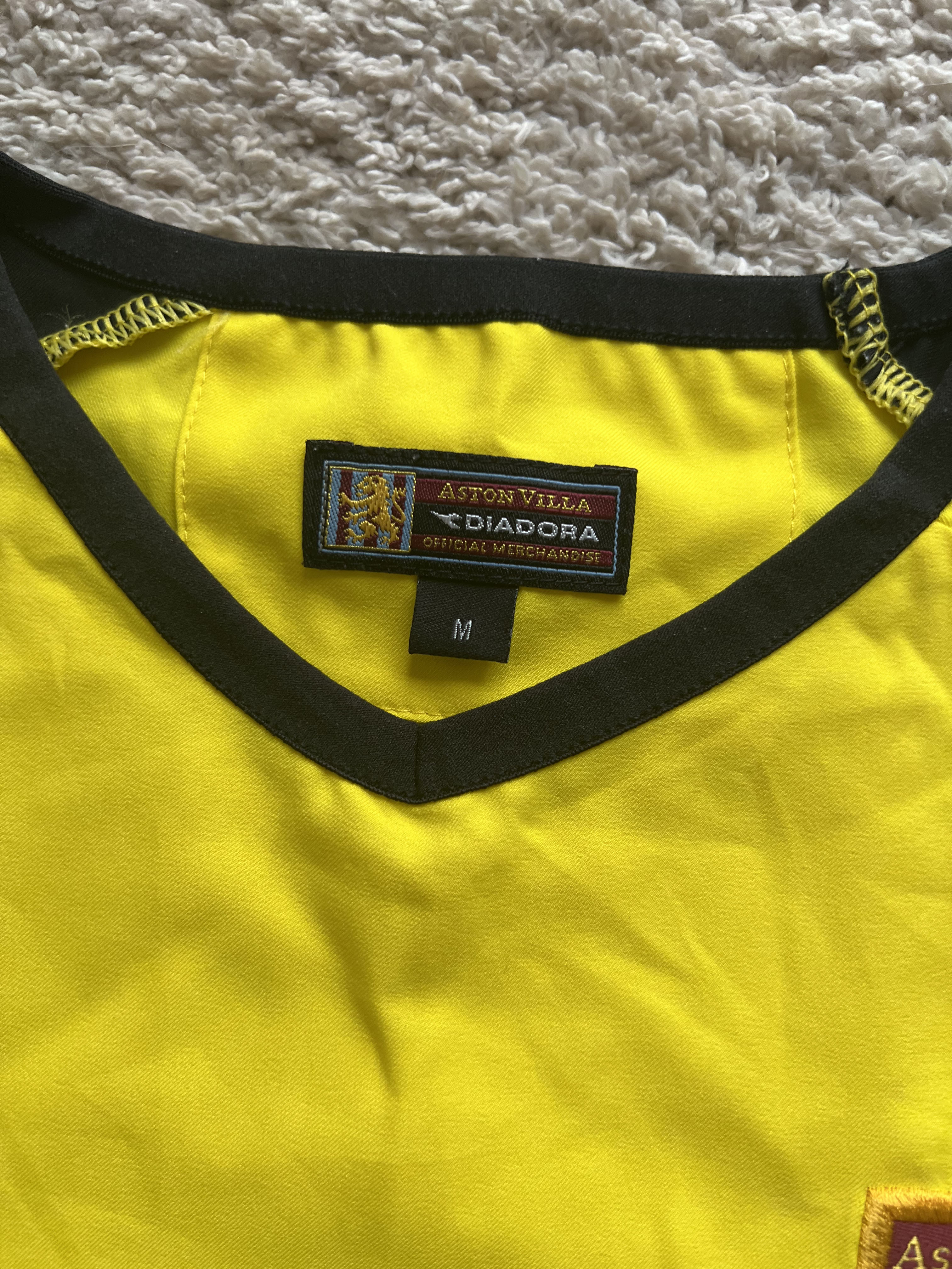 Authenticity evidence image of Aston Villa 2003/04 Diadora Away Shirt (MG) - Men's Medium