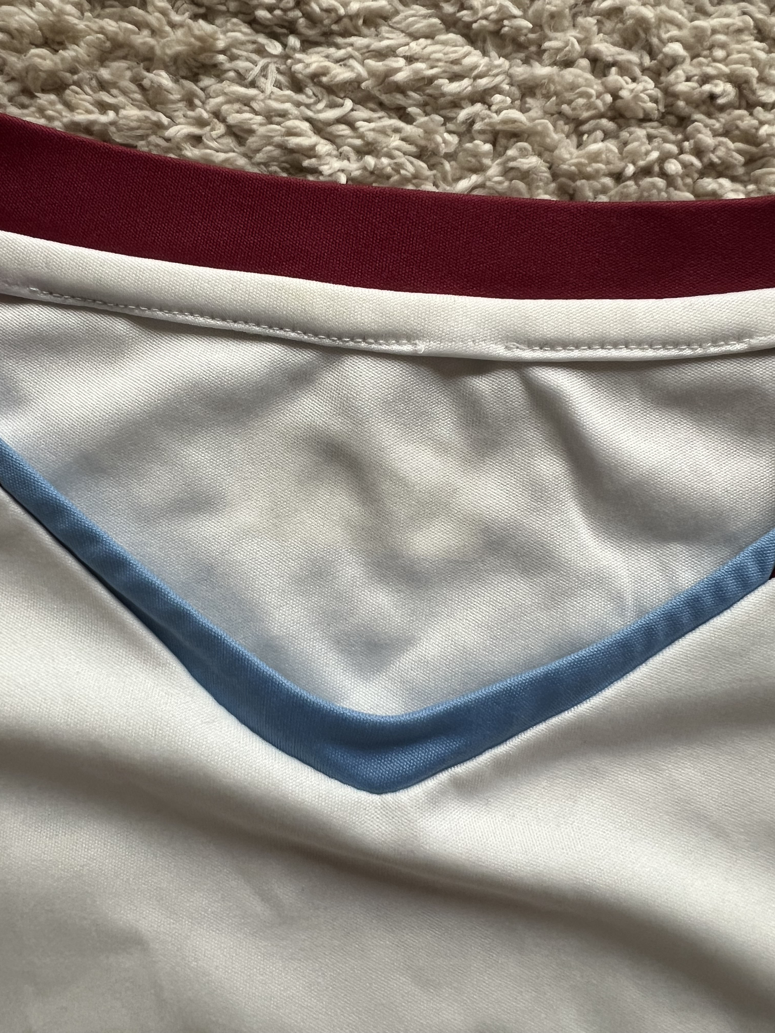 Authenticity evidence image of Aston Villa 2006/07 Hummel Away Shirt (32Red) - Men's Medium
