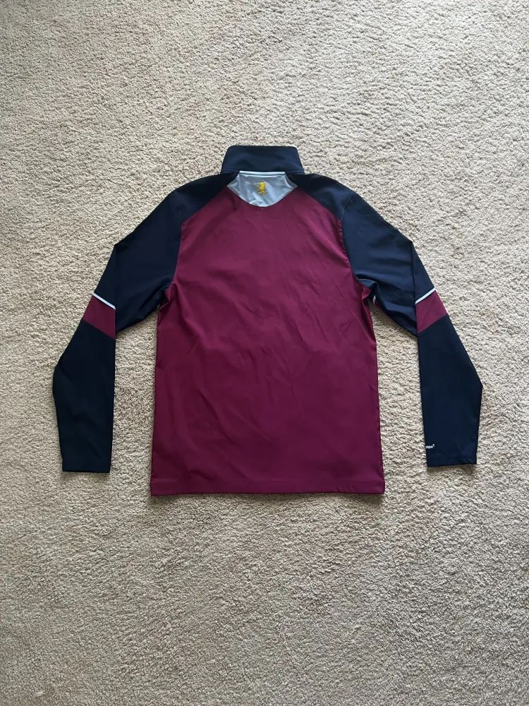 Rear view of Aston Villa 2016/17 Under Armour 1 Track Shirt - Men's Medium