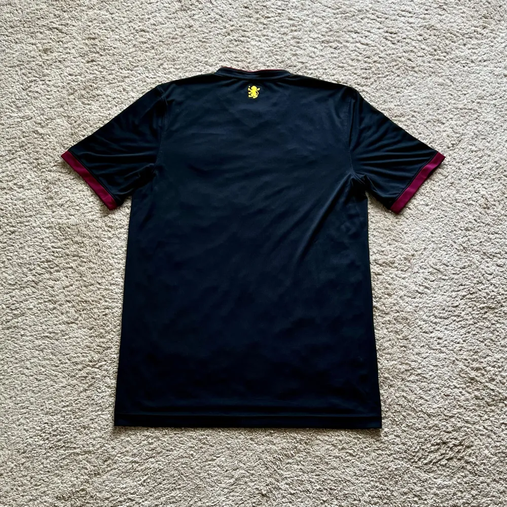 Rear view of Aston Villa 2017/18 Under Armour Away Shirt (Unibet) - Men's Medium