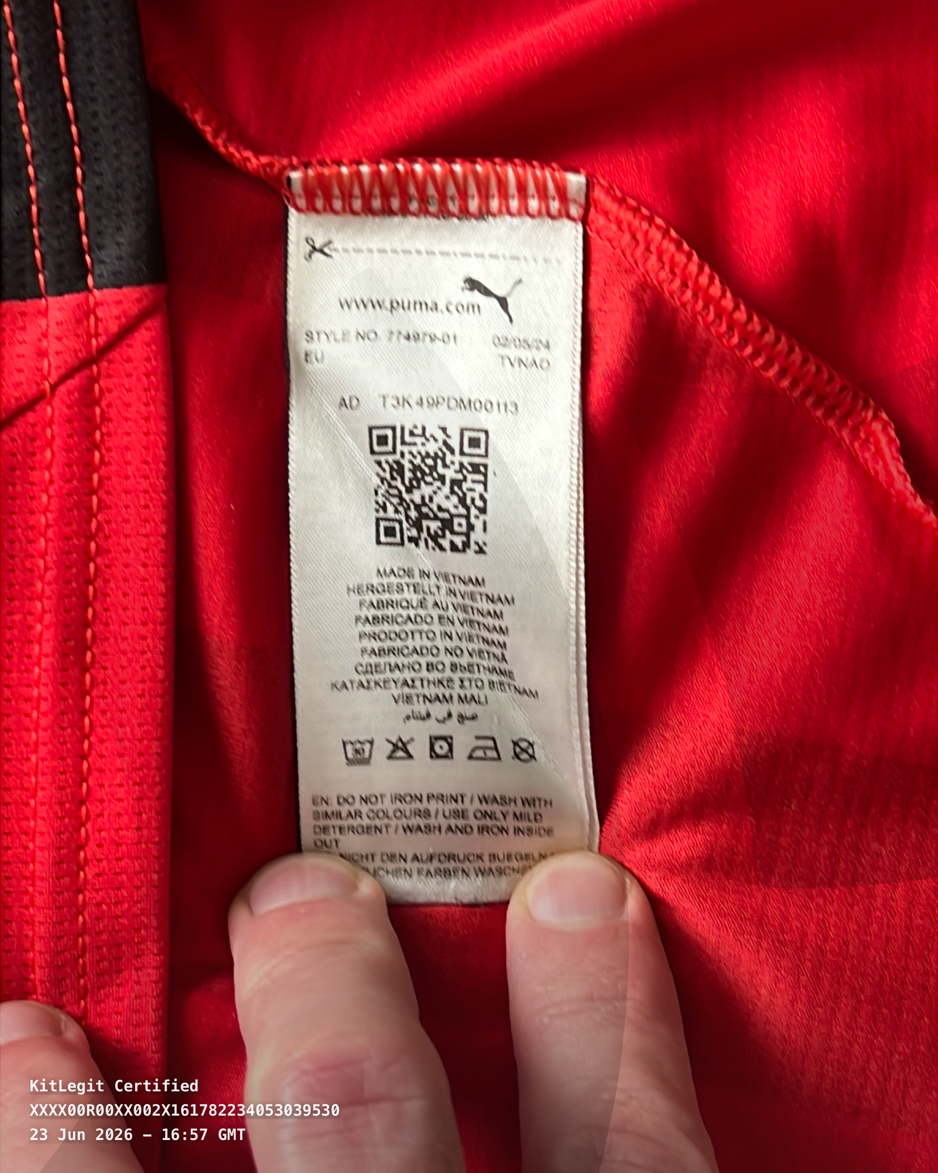 Authenticity evidence image of AC Milan 2024/25 Home Shirt - Men's Medium