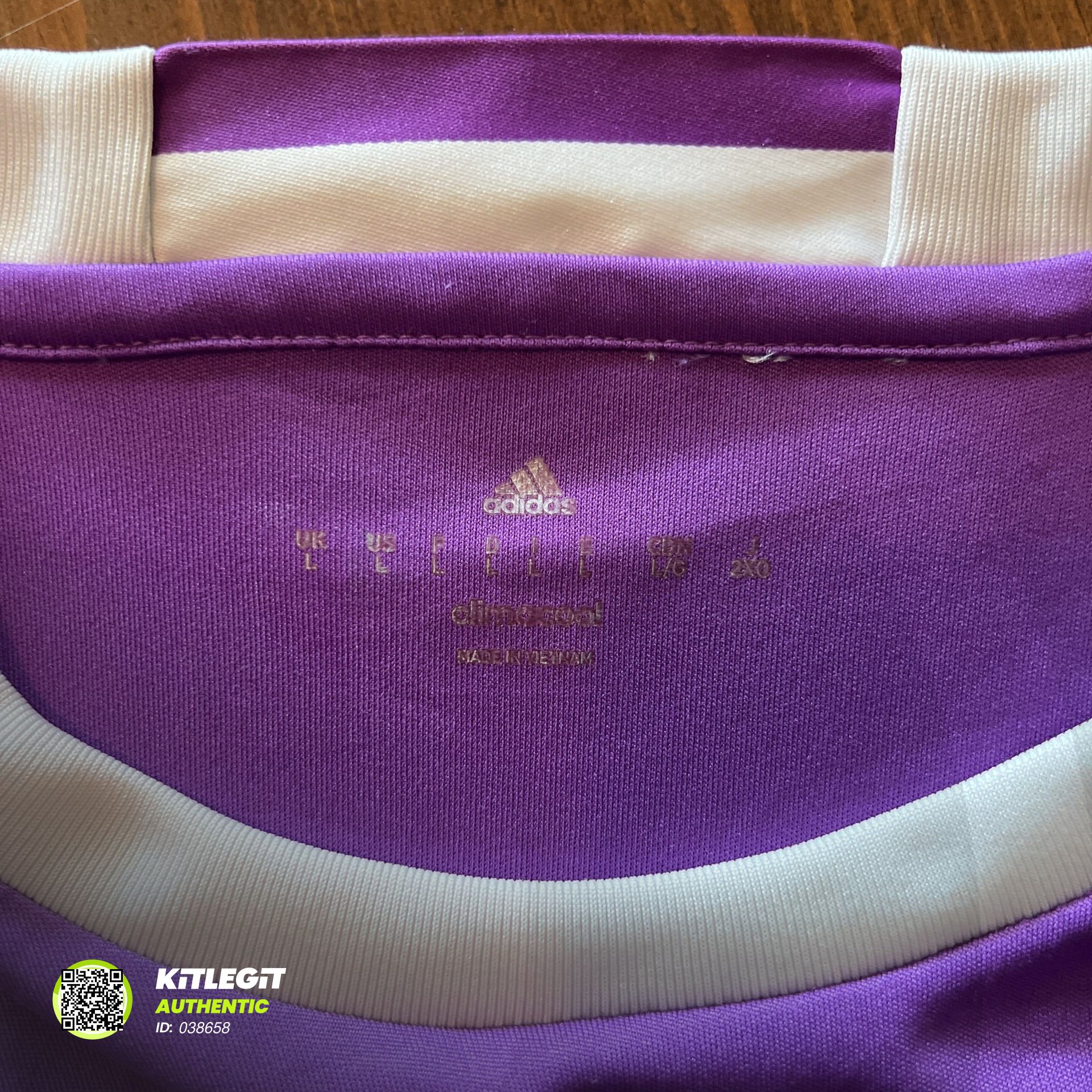 Authenticity evidence image of Real Madrid 2016/17 Adidas Away Shirt (Fly Emirates) - Men's Large