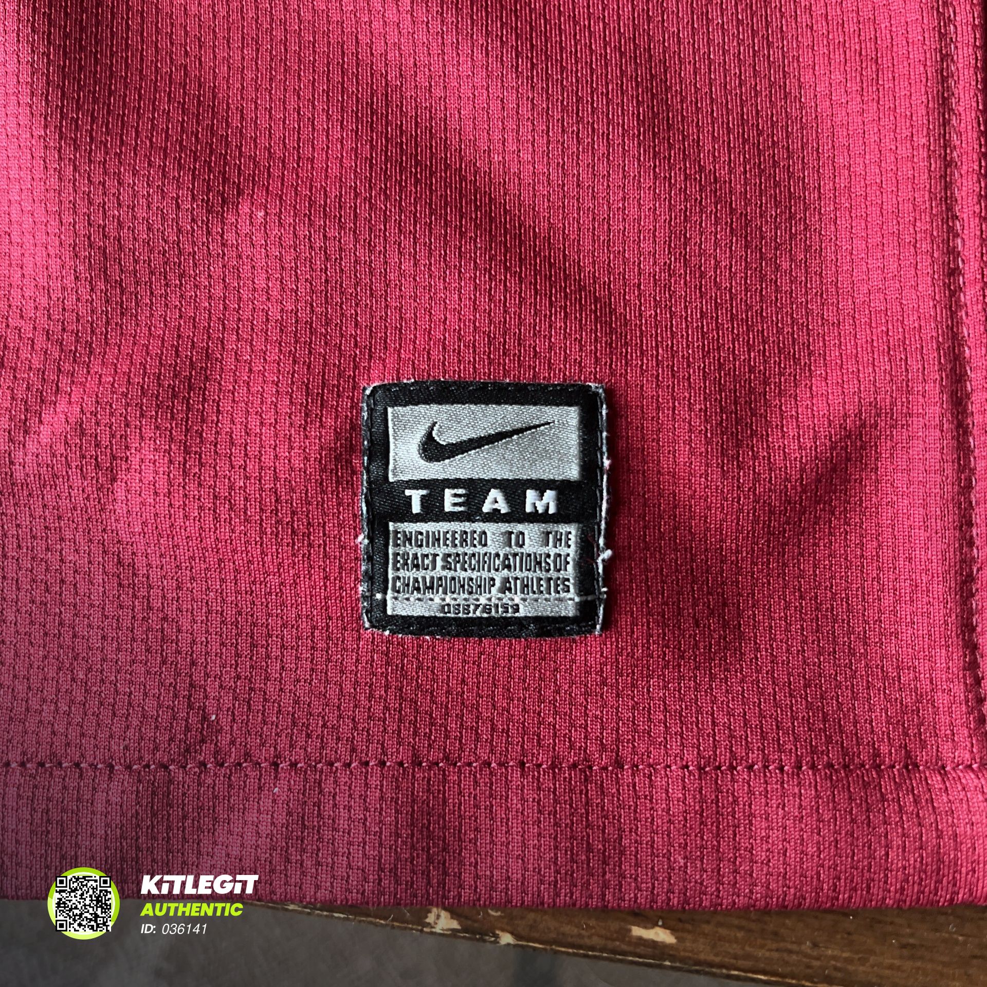 Authenticity evidence image of Aston Villa 2009/10 Nike Home Shirt (Acorns) - Men's Medium