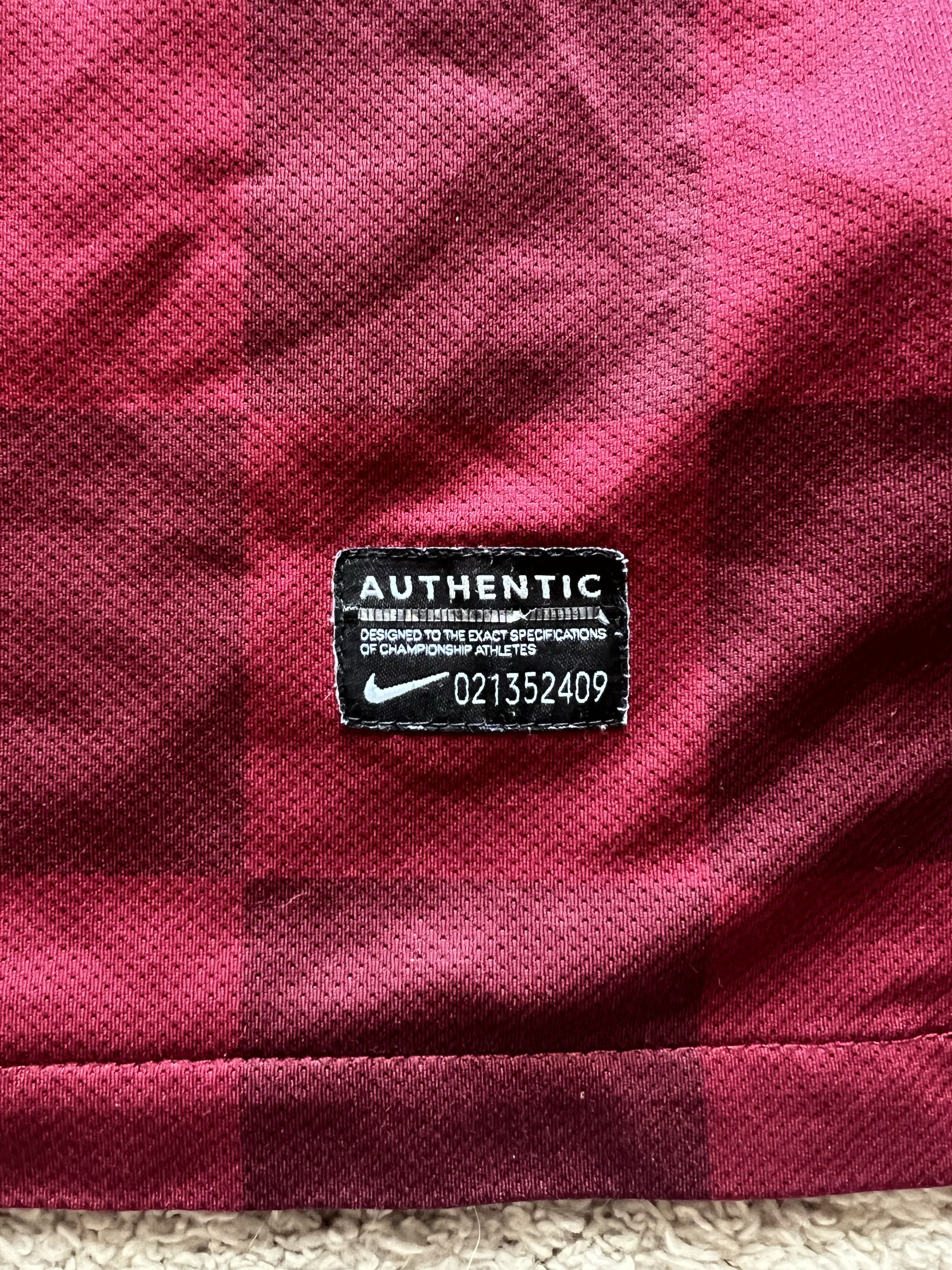 Authenticity evidence image of Aston Villa 2011/12 Nike Home Shirt (Genting Casinos) - Men's XL