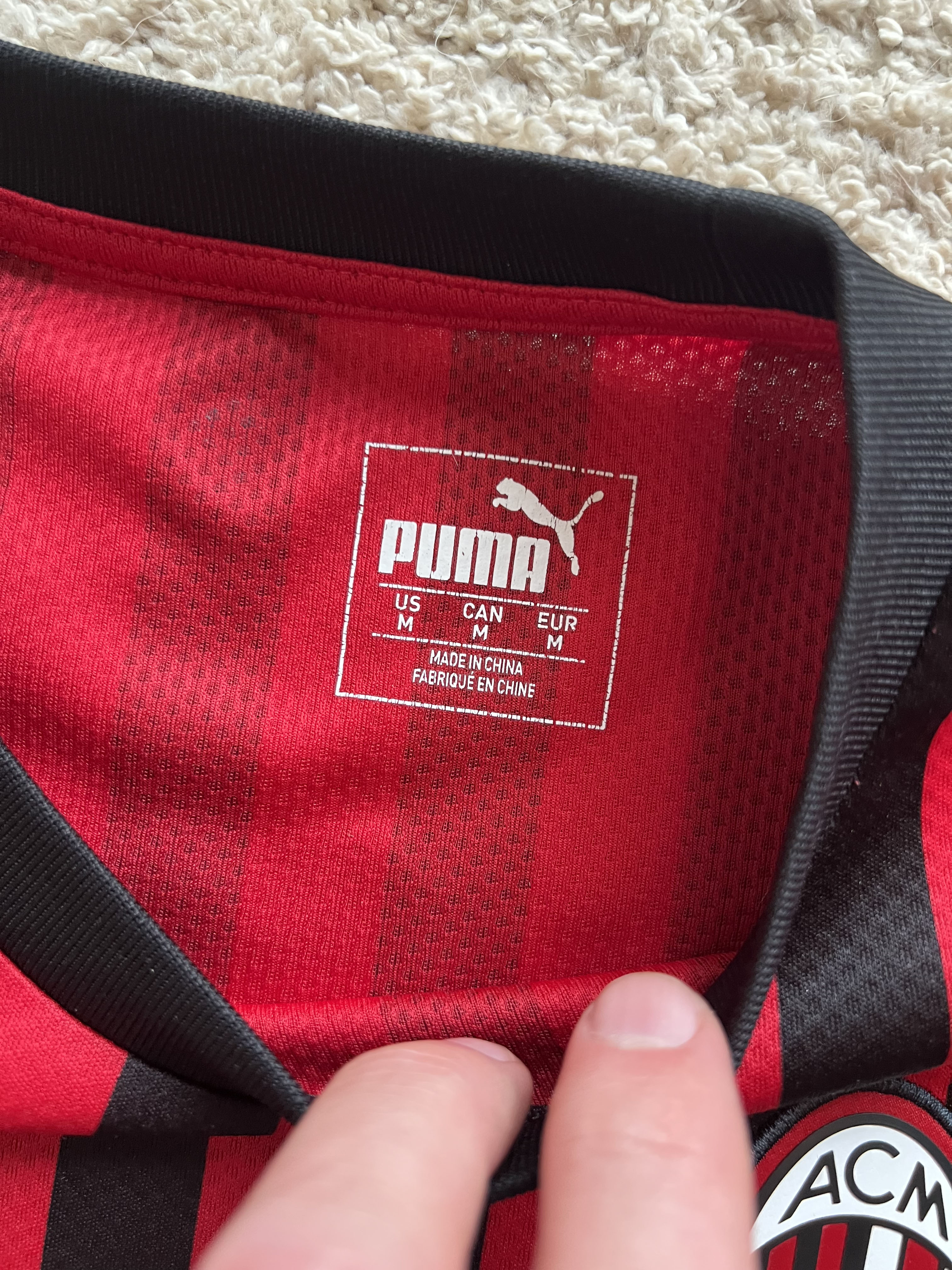 Authenticity evidence image of AC Milan 2019/20 Puma Home Shirt (Fly Emirates) - Men's Medium