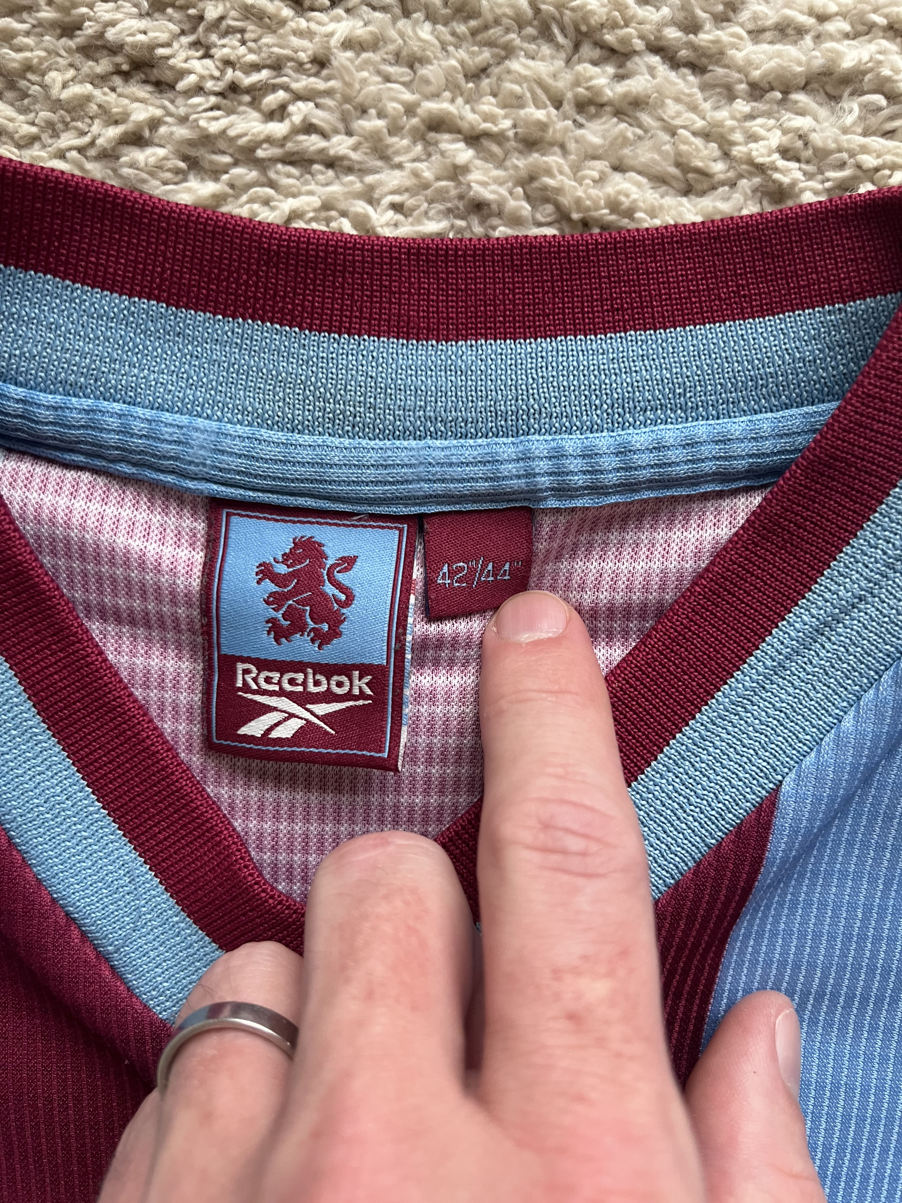 Authenticity evidence image of Aston Villa 1999/00 Reebok Home Shirt (LDV Vans) - Men's Large