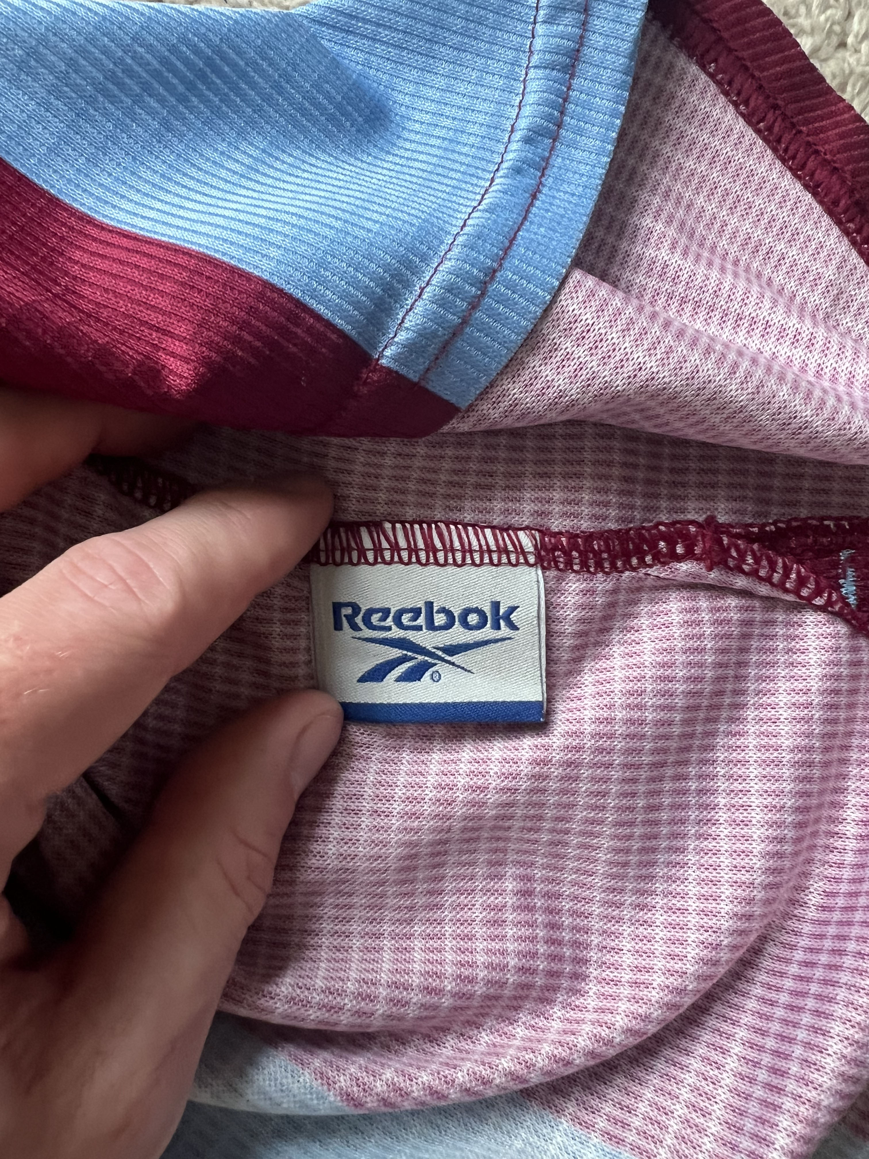 Authenticity evidence image of Aston Villa 1999/00 Reebok Home Shirt (LDV Vans) - Men's Large