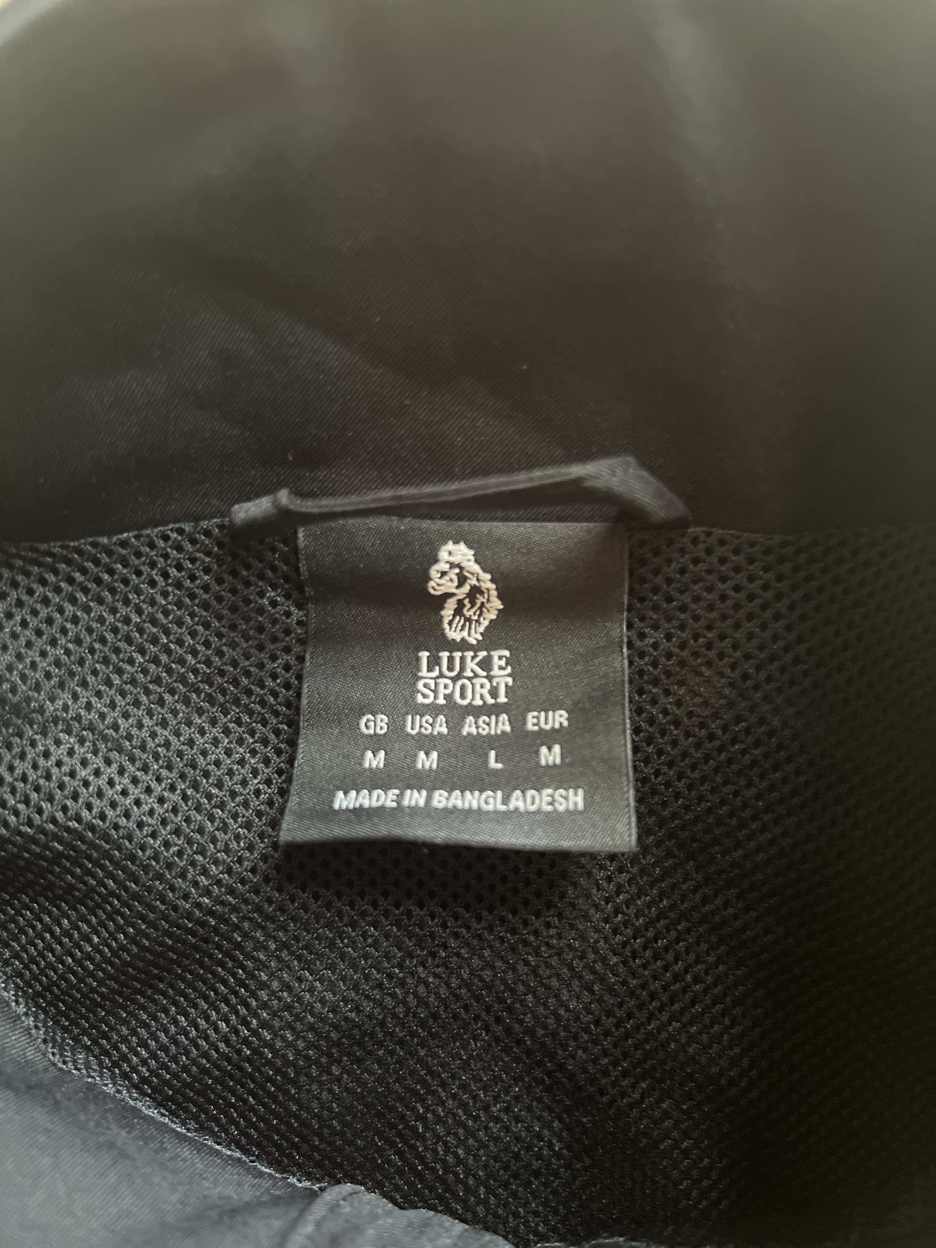 Authenticity evidence image of Aston Villa 2018/19 Luke 1977 Track Shirt - Men's Medium