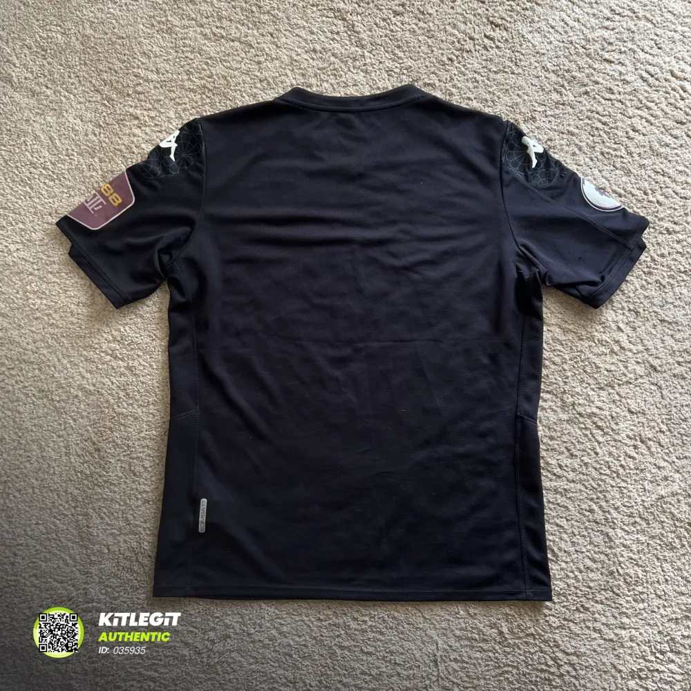Rear view of Aston Villa 2019/20 Kappa GK 1 Goalkeeper Shirt (W88) - Men's XL
