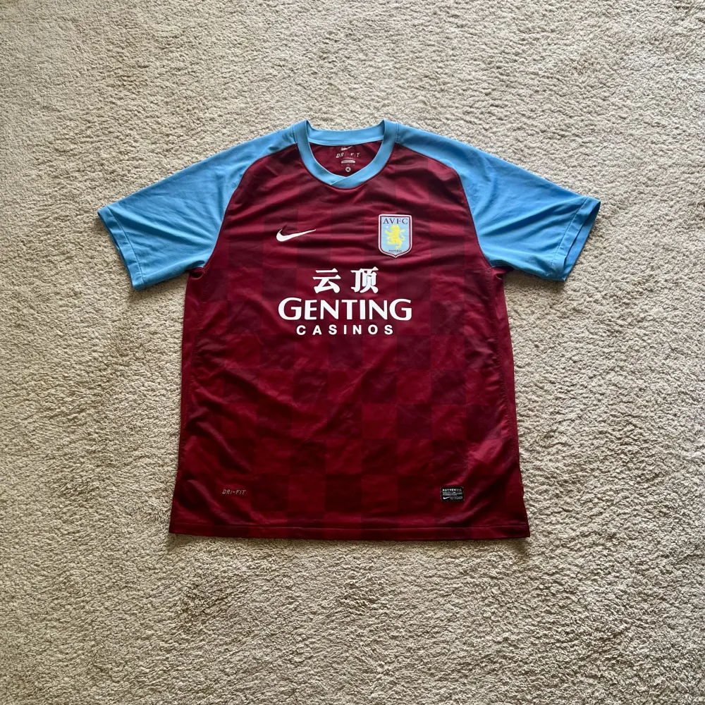 Front view of Aston Villa 2011/12 Nike Home Shirt (Genting Casinos) - Men's XL