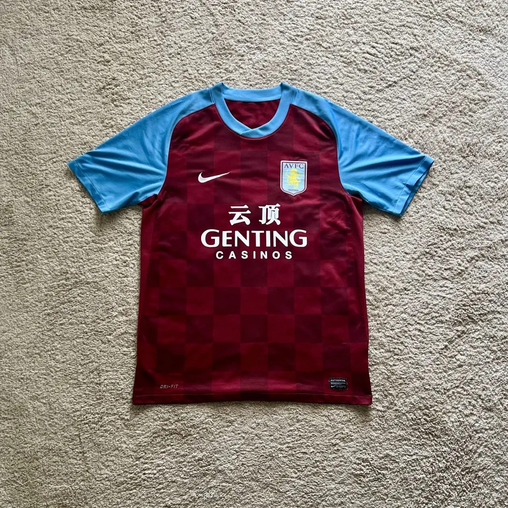 Front view of Aston Villa 2011/12 Nike Home Shirt (Genting Casinos) - Men's Medium
