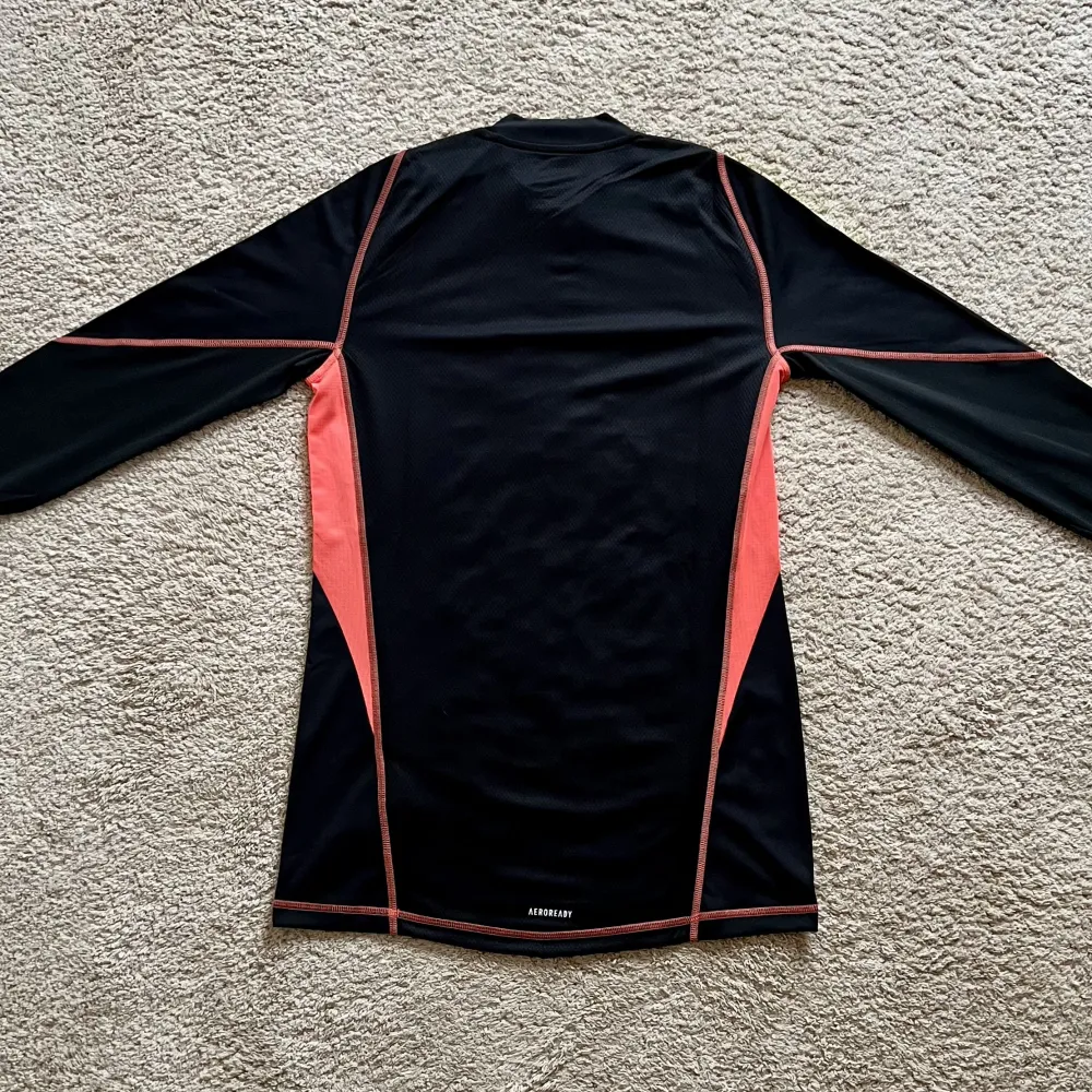 Rear view of Aston Villa 2024/25 Adidas GK 2 Goalkeeper Pro Shirt - Men's Medium
