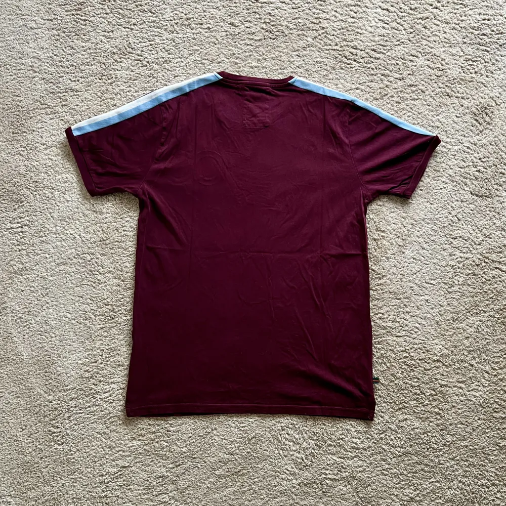 Rear view of Aston Villa 1969/70 Luke 1977 Home Shirt - Men's Large