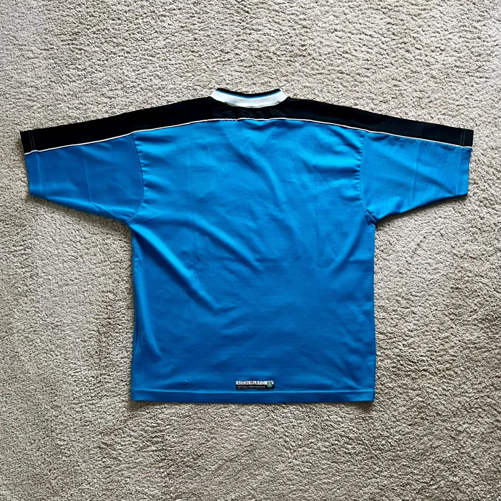 Rear view of Aston Villa 1998-99 Reebok Away / 3rd Shirt (LDV Vans) - Men's Large